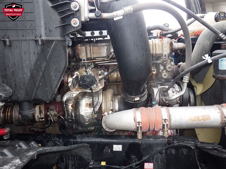 2023-freightliner-cascadia-126-image-29