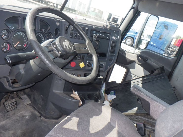 2018-mack-ch612-image-11