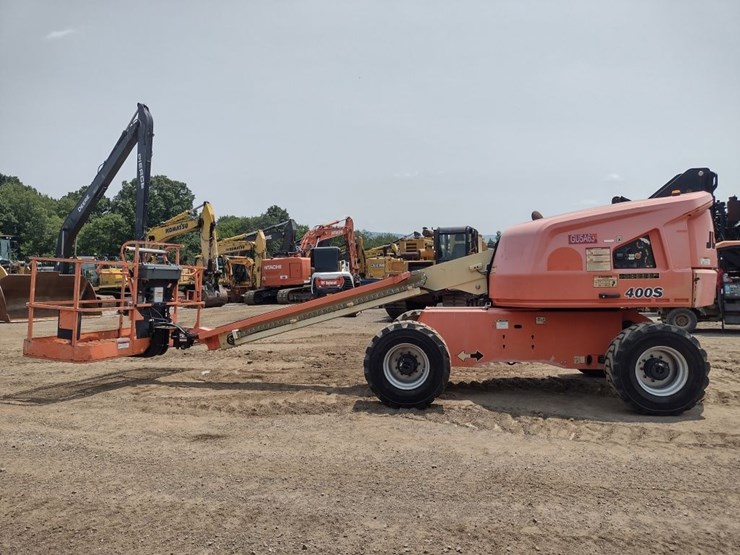 jlg-400s-image-3