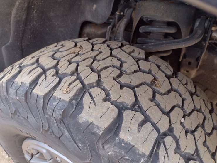 ford-f150-raptor-image-24