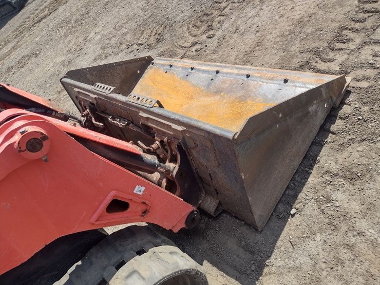 kubota-svl65-image-21