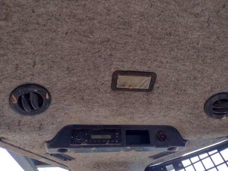 deere-700k-lgp-image-9