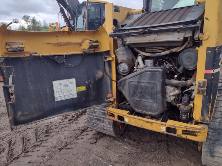 caterpillar-277b-image-29