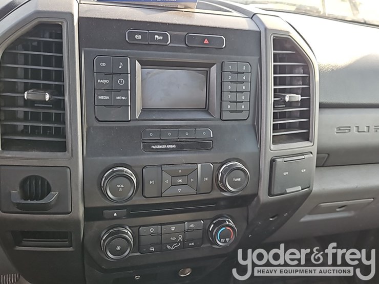2018-ford-f550-image-23