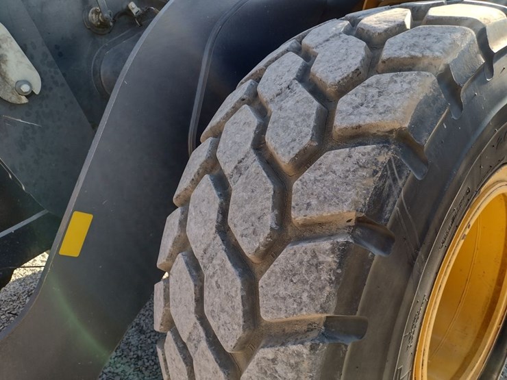 deere-544p-image-18