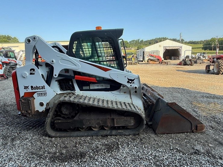 2020-bobcat-t595-image-5