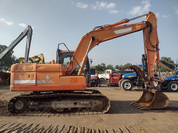 doosan-dx140-lc-image-3