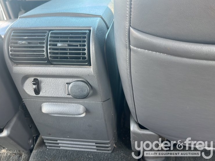2001-mercury-mountaineer-image-34