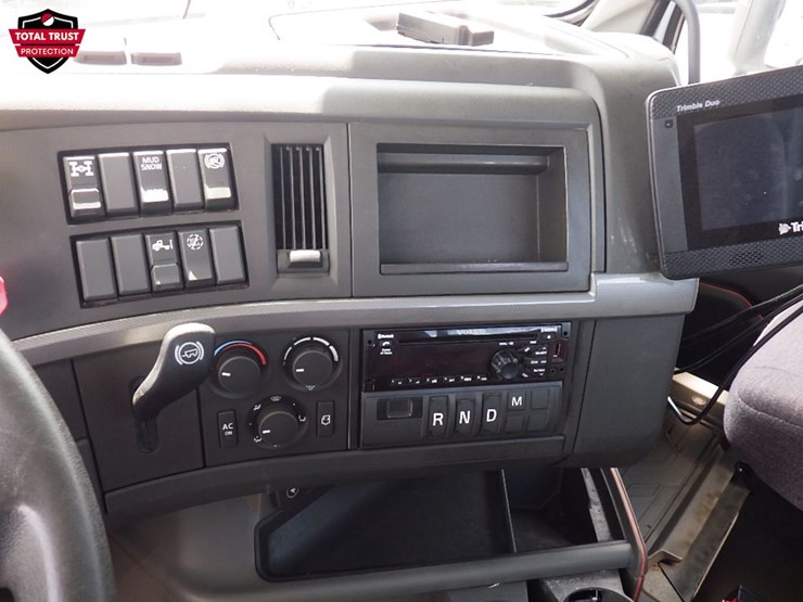 2019-volvo-vnr300-image-21