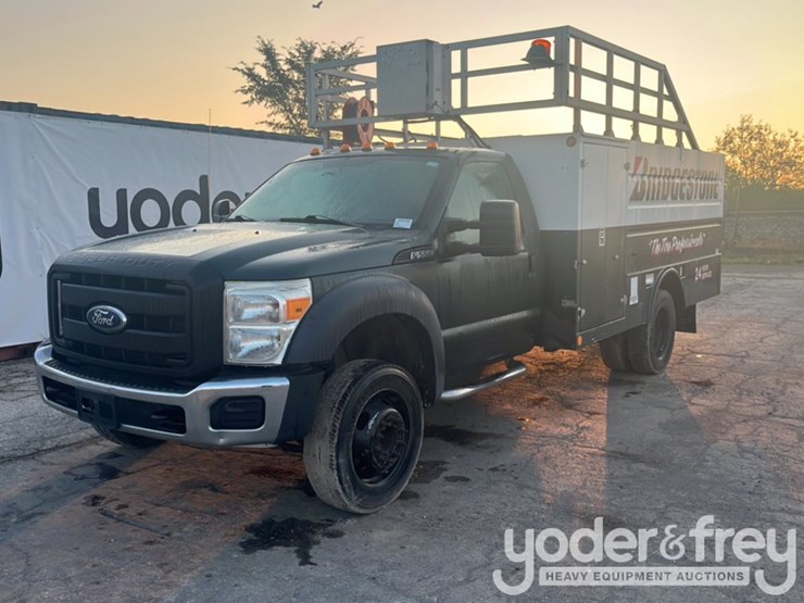 2011-ford-f550-image-1