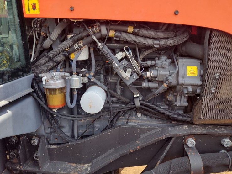 kubota-m108s-image-27