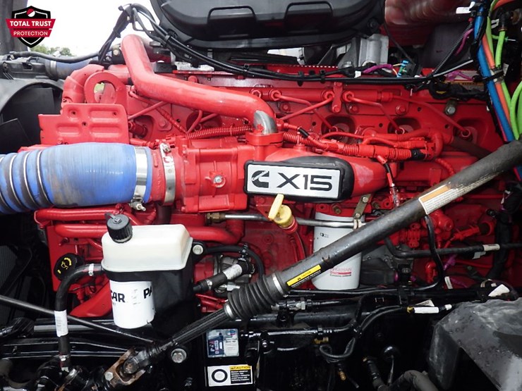2023-kenworth-t680-image-30