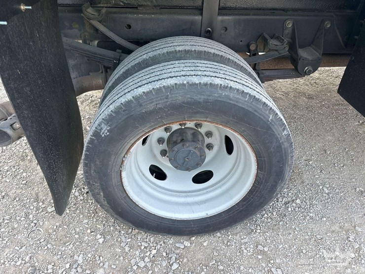 2019-ford-f450-image-28