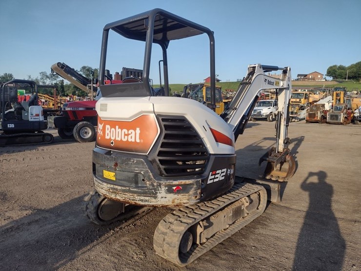 bobcat-e32i-image-37
