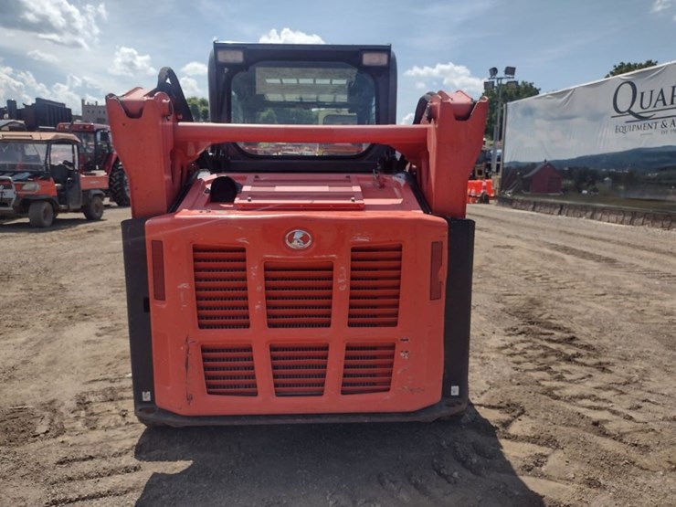kubota-svl65-image-4