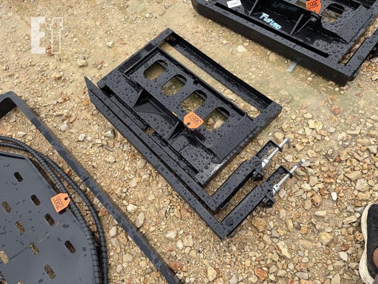 future-mini-ss-pallet-forks-image-1
