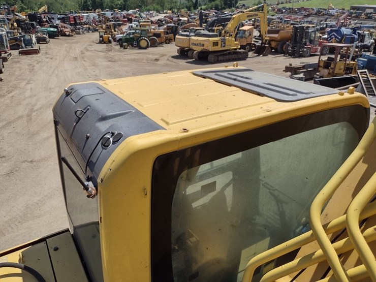 komatsu-pc450-lc-8-image-37