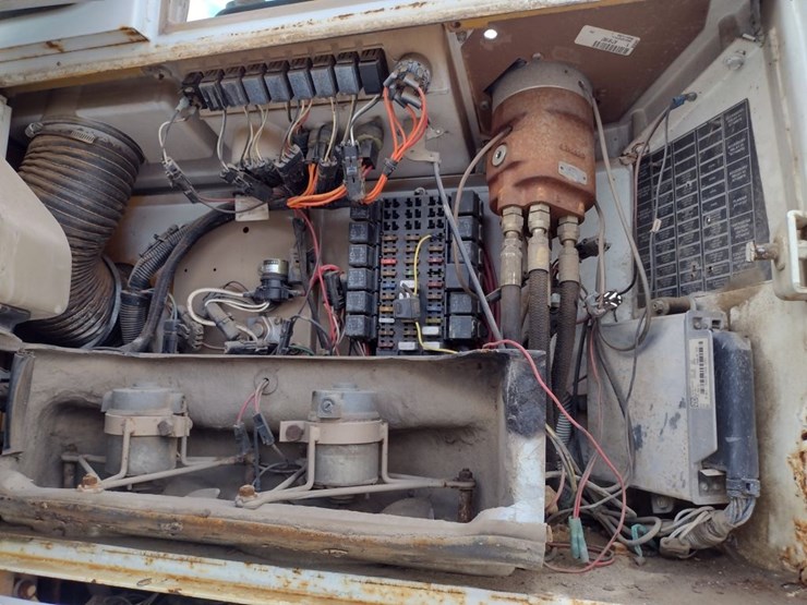 deere-544g-image-32