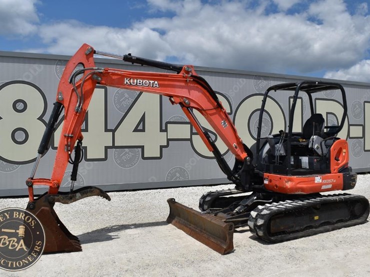 2019-kubota-kx057-4-image-2