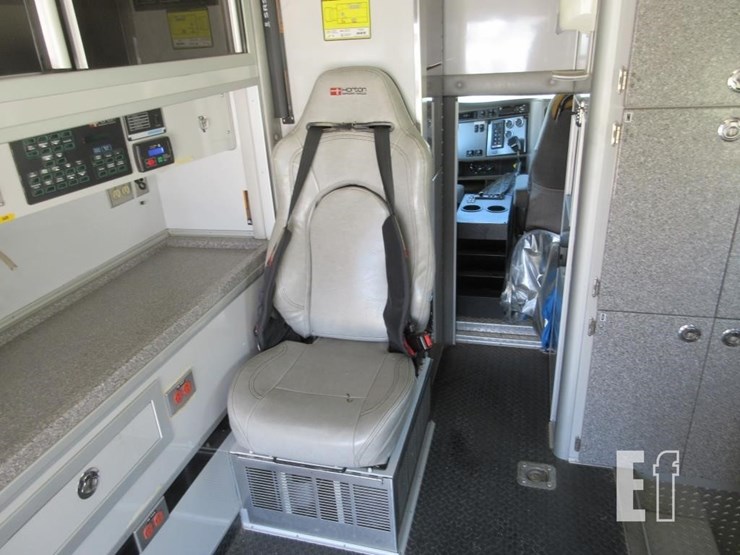 2016-kenworth-t270-image-21