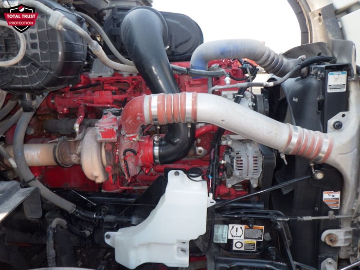 2022-peterbilt-579-image-29