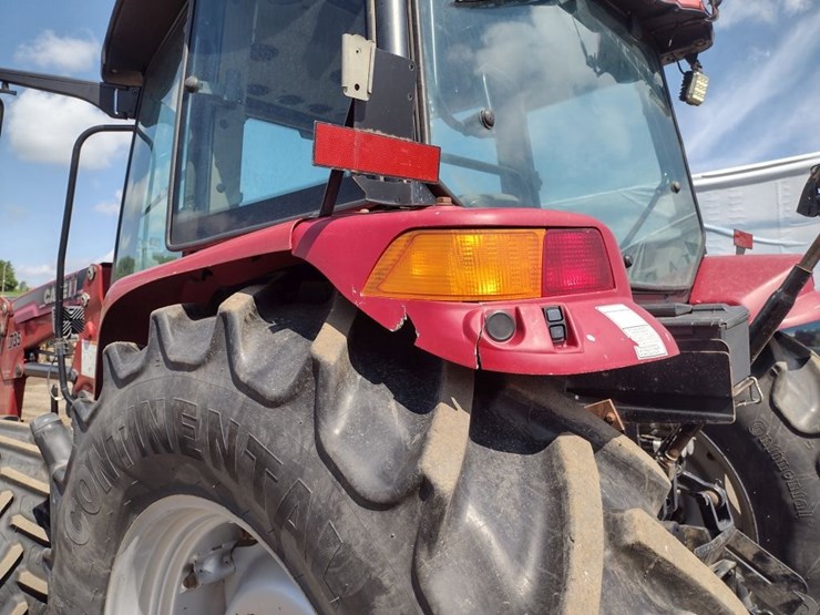 case-ih-farmall-95u-image-17
