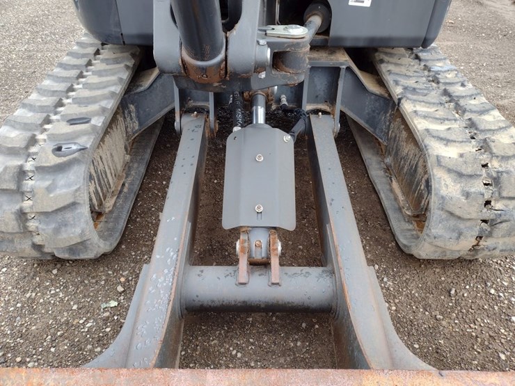 bobcat-e32i-image-21