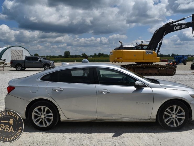 2018-chevrolet-malibu-46449-image-6