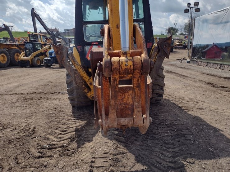 john-deere-310d-image-35