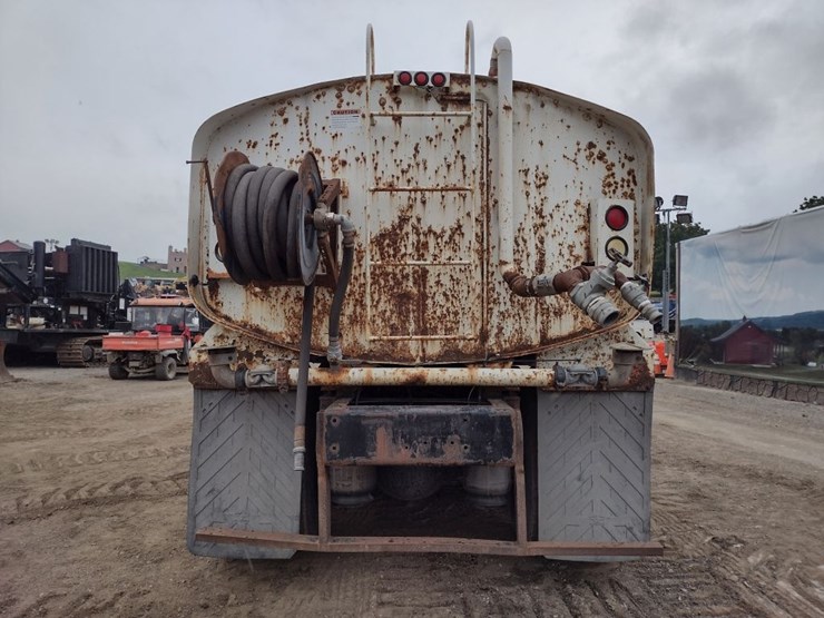 international-durastar-4400-image-4