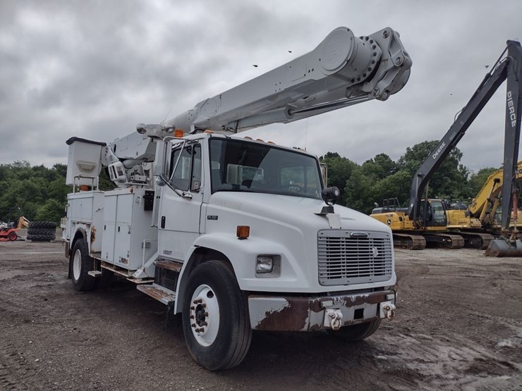 freightliner-fl80-image-39