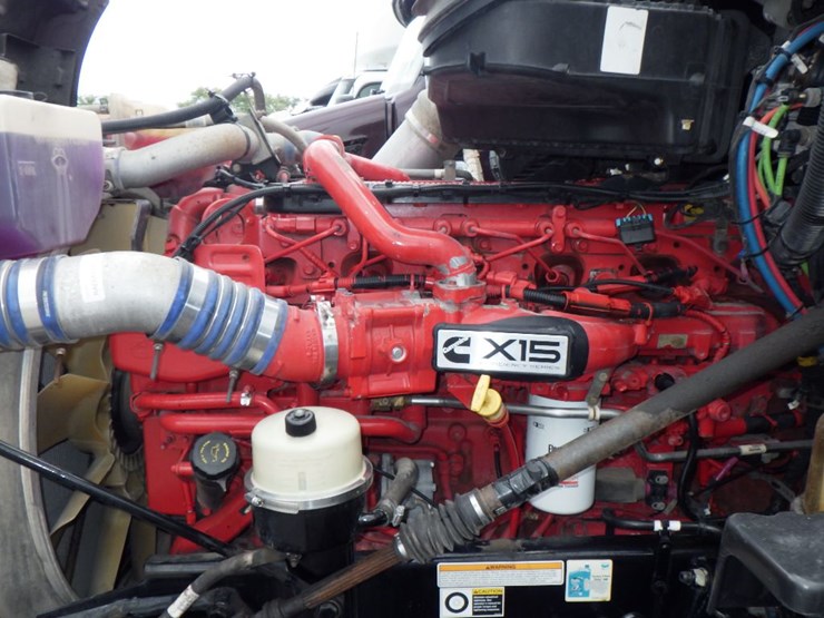 2019-peterbilt-579-image-24