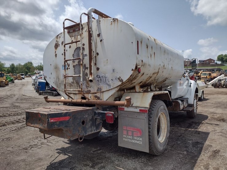 ford-f750-image-34
