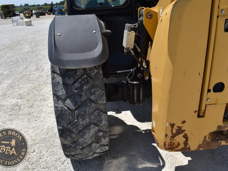 2018-caterpillar-tl1255d-image-25