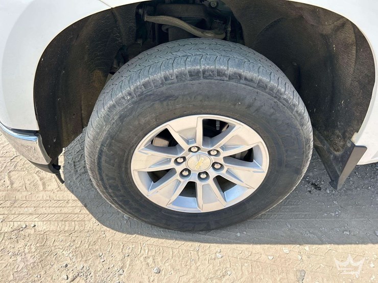 2019-chevrolet-silverado-1500-image-19