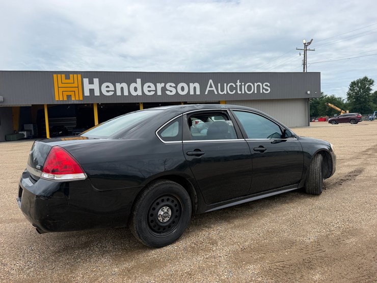#30655-•-2010-chevrolet-impala-image-3