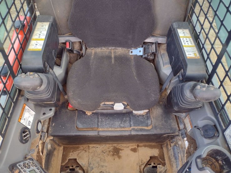bobcat-t770-image-12