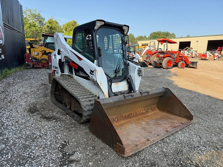 2020-bobcat-t595-image-6