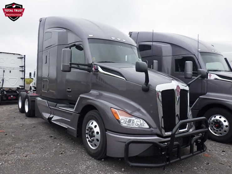 2023-kenworth-t680-image-3
