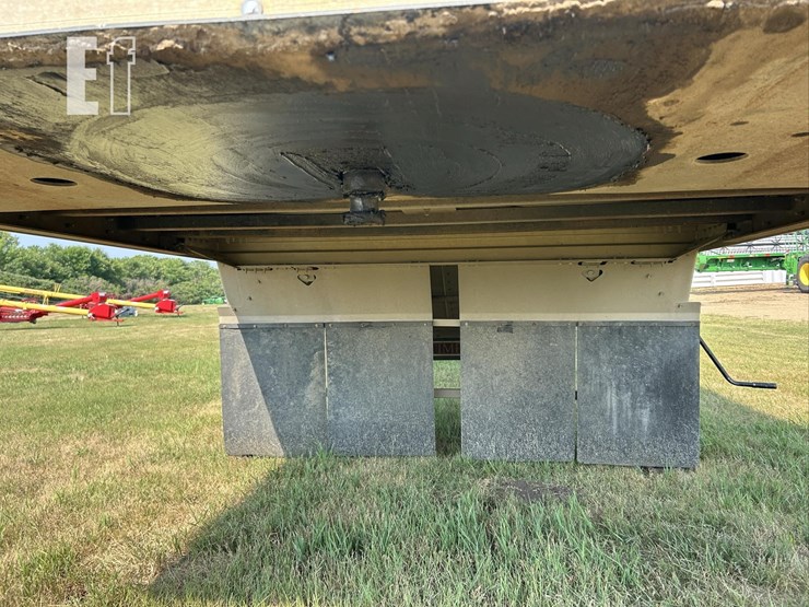 2015-timpte-grain-trailer-image-38