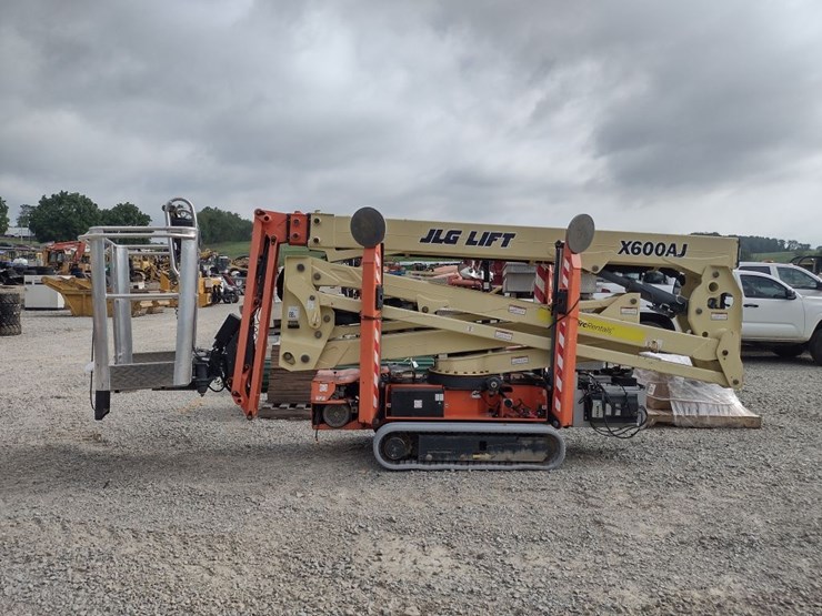 jlg-x600aj-image-2