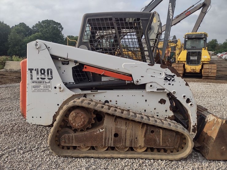 bobcat-t180-image-22