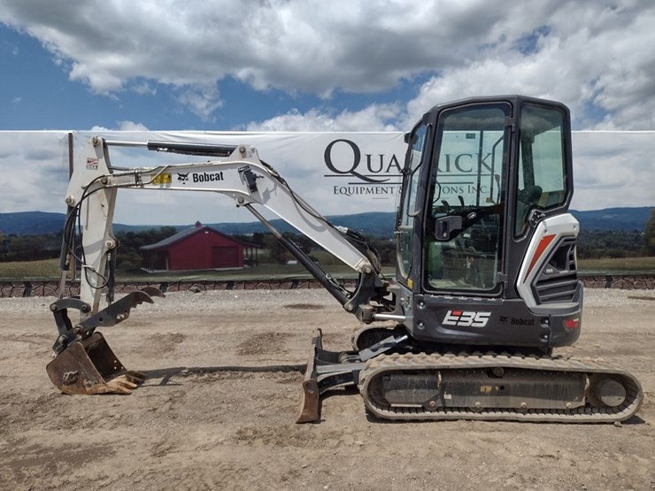 bobcat-e35i-image-1