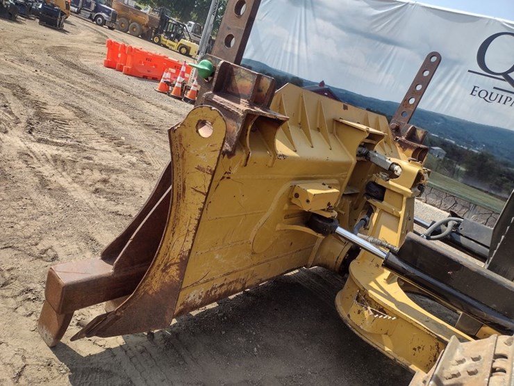 caterpillar-d6k2-xl-image-24