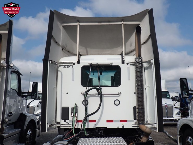 2024-kenworth-t680-image-11