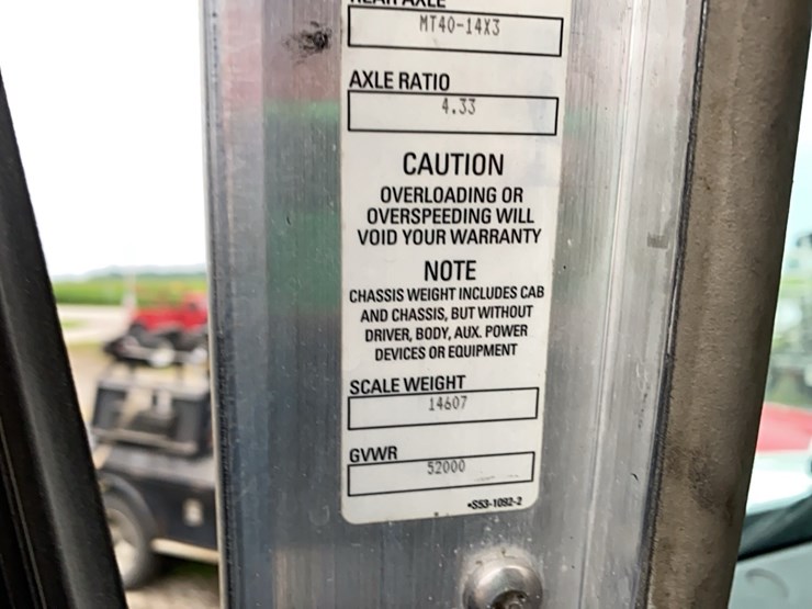 2018-kenworth-t440-image-113