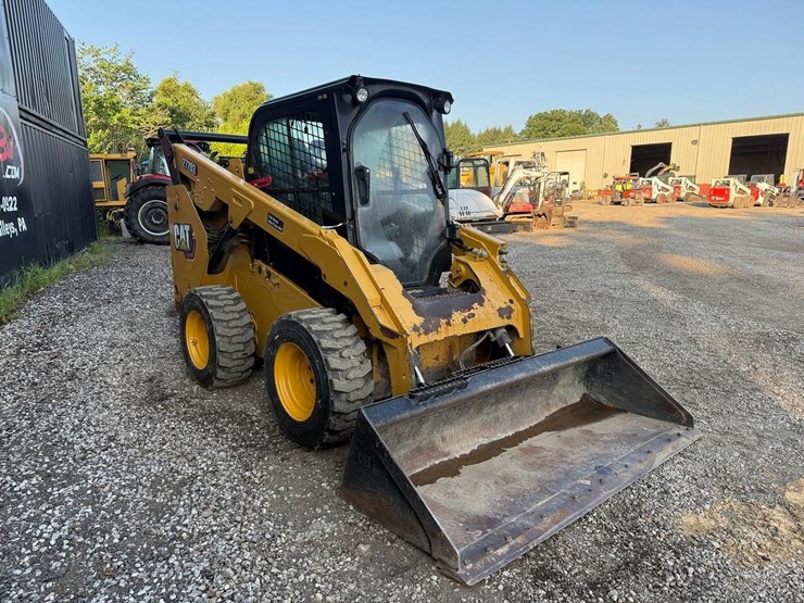 2020-caterpillar-272d3-image-6
