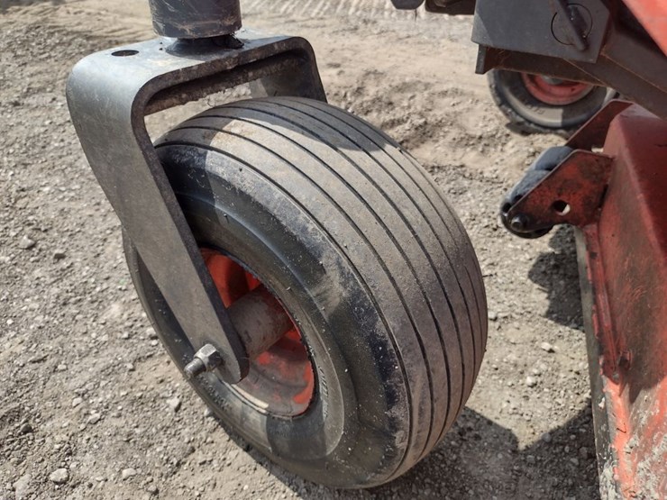 kubota-zd321-image-13