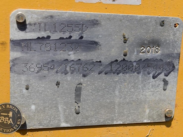 2018-caterpillar-tl1255d-image-35