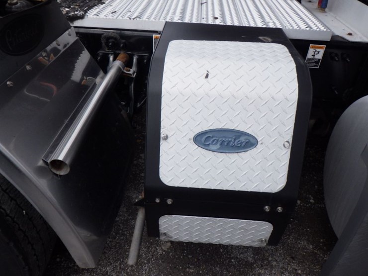 2019-peterbilt-579-image-6